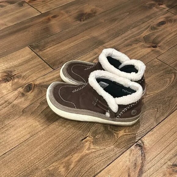 Merrell Shoes | Sherpa trim size 6.5 - Picture 3 of 4